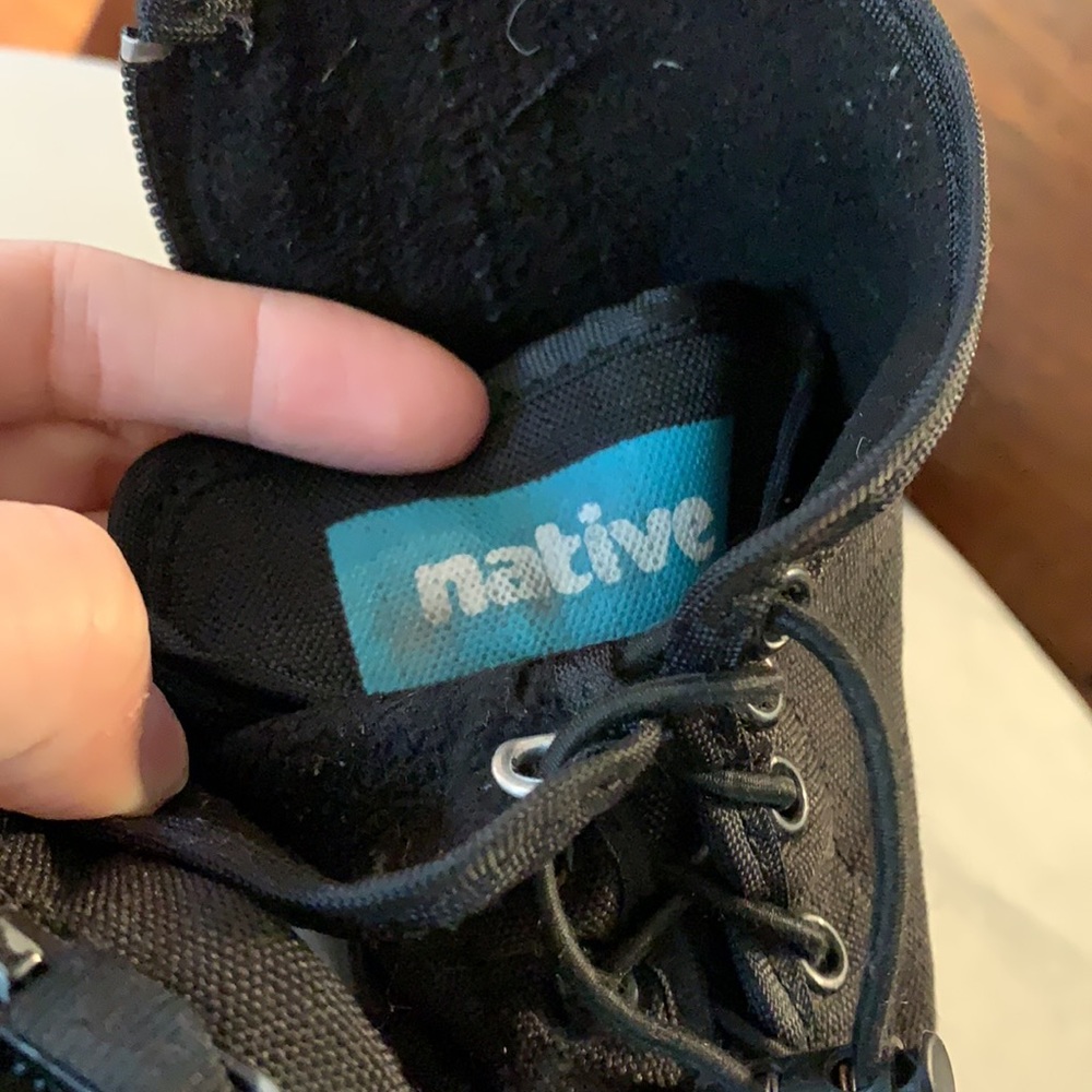 Native winter boots - Picture 3 of 4